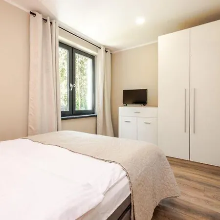 Comfortable Close To The Dar Owko *